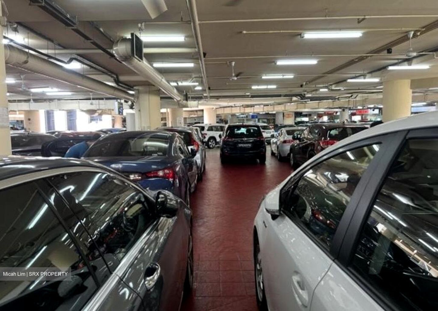Automobile Megamart (D14), Factory #579593371